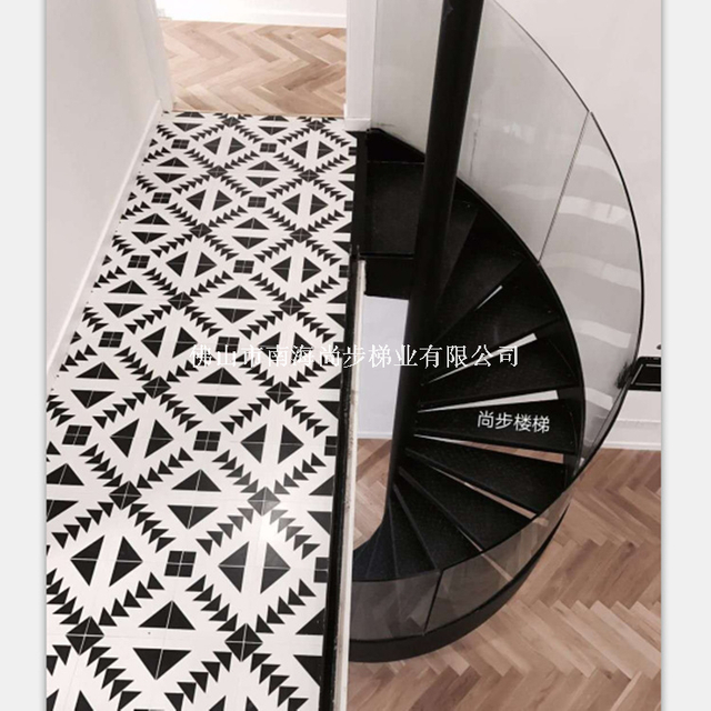 旋转楼梯-佛山尚步梯业