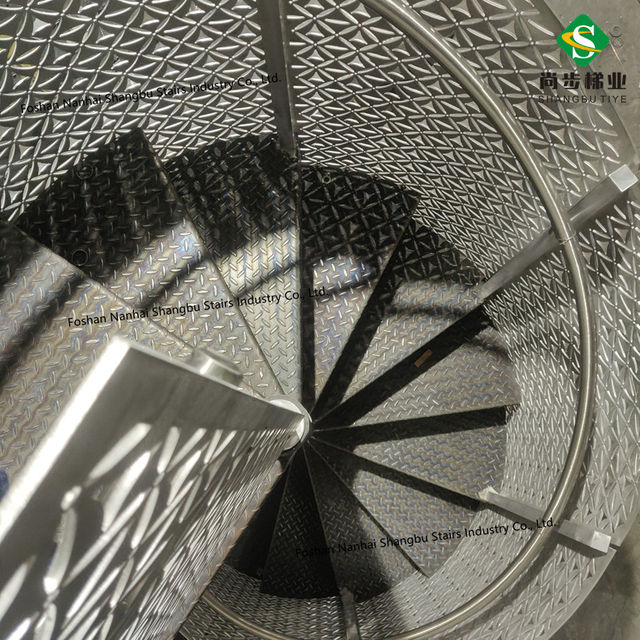 佛山尚步梯业厂家定制生产旋转楼梯不锈钢碳钢玻璃铝合金材质等