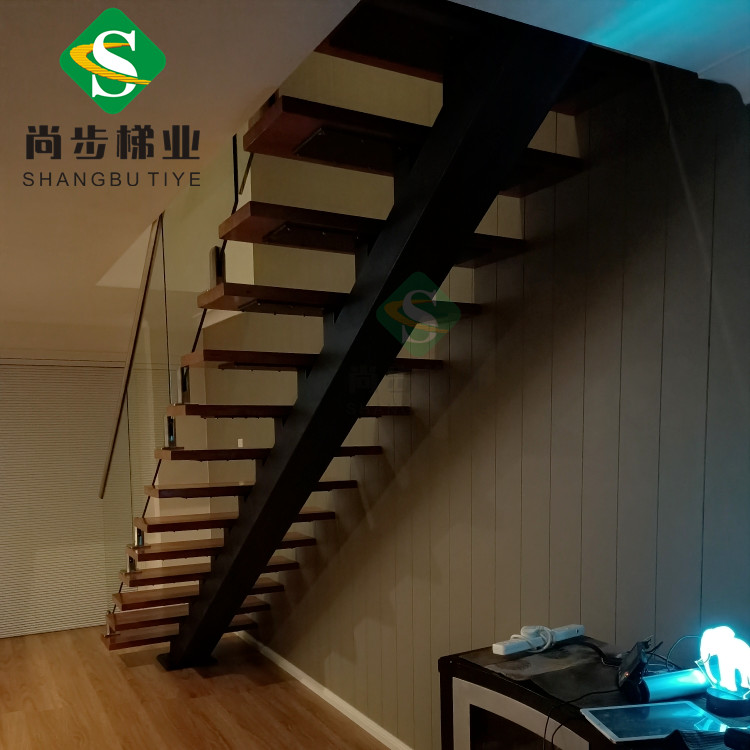 佛山尚步梯业定制生产玻璃护栏不锈钢扶手 复式楼阁楼 钢木楼梯